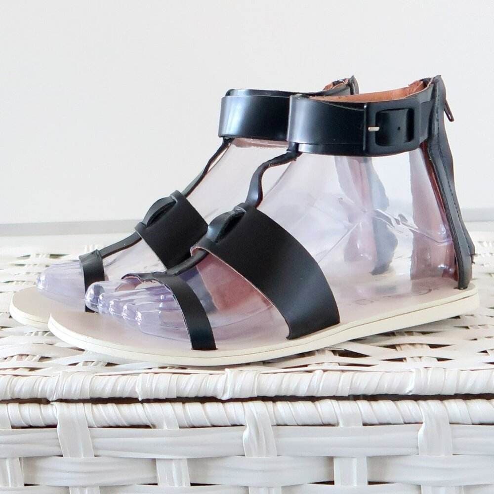 Jeffrey Campbell Black Leather Gladiator Sandals Ankle Strap Summer Flat Shoes 8